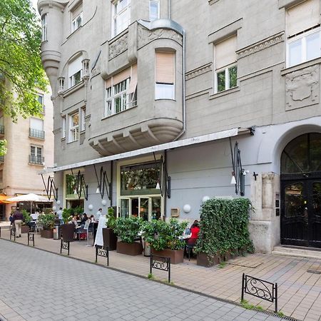 Luxurious Central Apartment In Liszt Ferenc Square Budapest Exterior foto